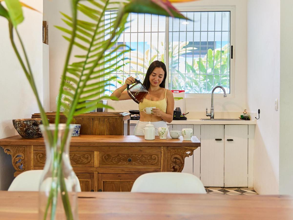 Pineapple House Manzanillo Villa Ngoại thất bức ảnh