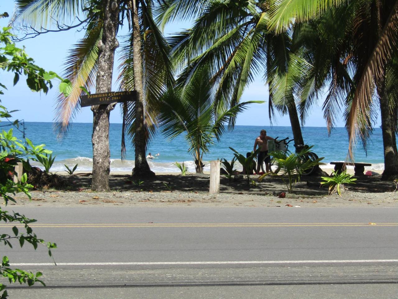 Pineapple House Manzanillo Villa Ngoại thất bức ảnh